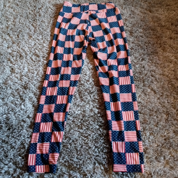 LuLaRoe red white and blue American flag leggings - Picture 4 of 4